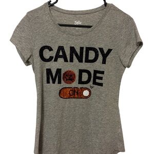 Gray Graphic Tee with Candy Mode Print
